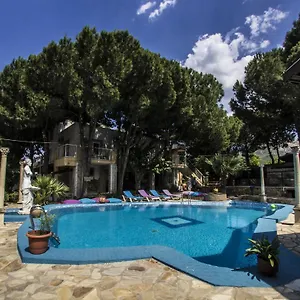 Hotel Atillas Getaway
